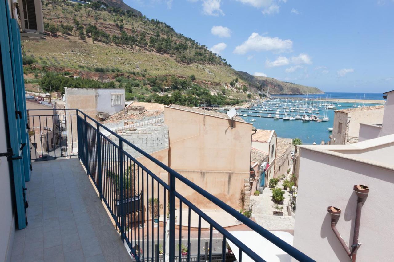 Апартаменты La Terrazza Sul Porto Кастелламмаре-дель-Голфо Экстерьер фото